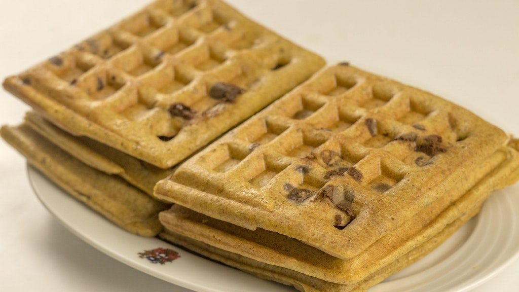 4 ingredients keto Waffles (5 with vanilla, ok 6 with chocochips)