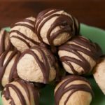 Keto Peanut butter & chocolate fat bombs